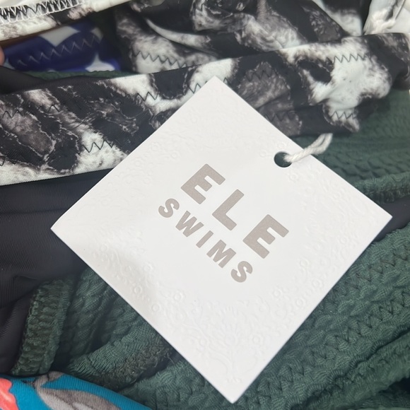 Leopard print one piece swimsuit - Picture 5 of 5